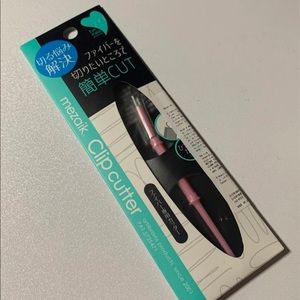 Mezaik Clip cutter for double-sided eyelid tape